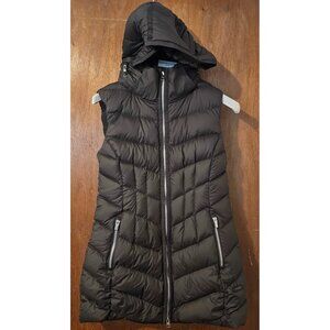 Athleta CYA Downieville Fur Goose Down Puffer Hooded Vest NWOT XS Green Olive